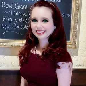 Meet your Posher, Katelyn